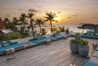 Maldives - Holiday Inn Resort Kandooma - The Deck