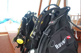 Maldives  - Constance Halaveli Resort - Centre de plongée TGI diving - Équipement
