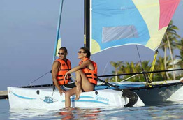 Maldives - Holiday Inn Resort Kandooma - Sports nautiques