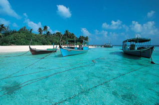 Maldives - Madoogali Resort - Dhonis