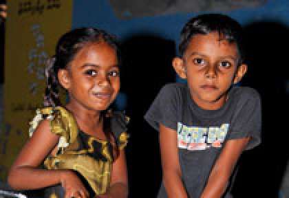 Enfants aux Maldives © Kefrig - mmprc