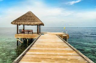 Maldives - TGI Diving Helengeli © Inafihphotography